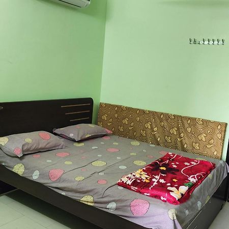 Guru Datta Residency Pithapuram المظهر الخارجي الصورة